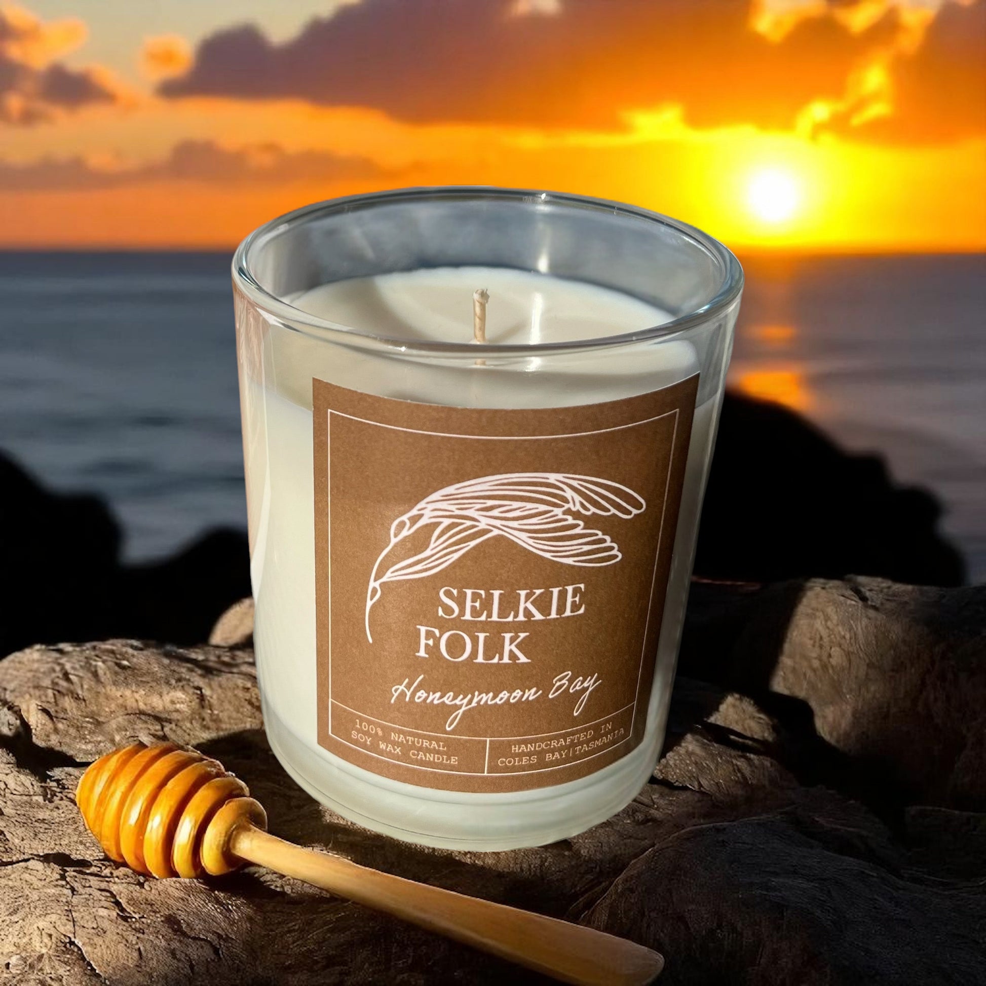 Honeymoon Bay natural soy candle showing artisan craftsmanship and romantic Tasmanian coastal inspiration
